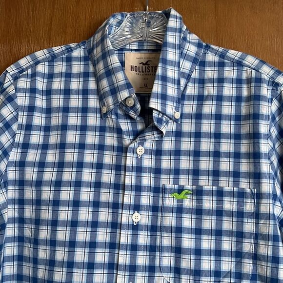 Hollister L/S Buttondown - Picture 2 of 6